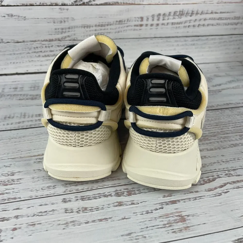 Lacoste L003 Neo Mens US 11 Sneakers Off White Black